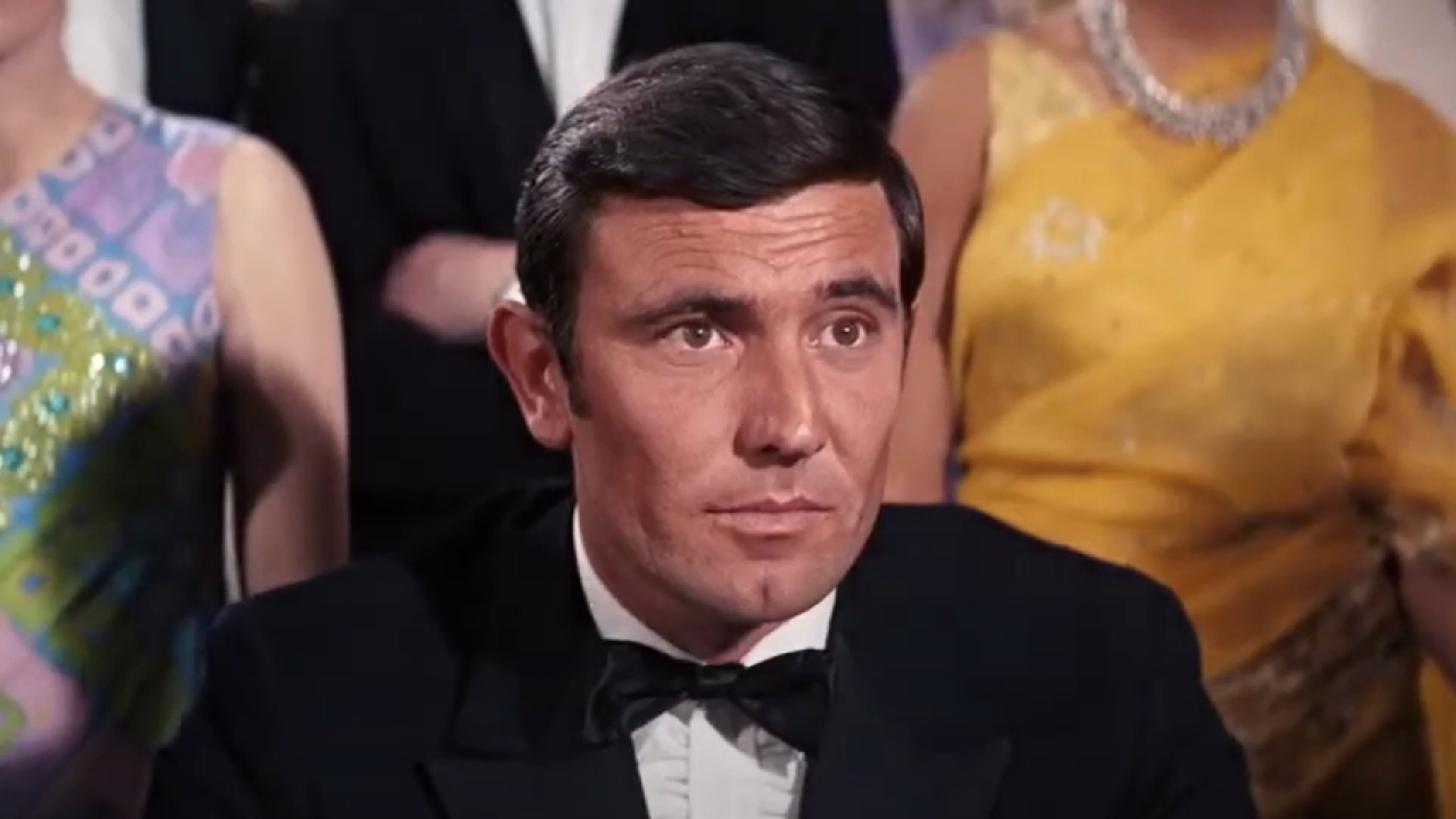 詹姆斯·邦德（James Bond）：喬治·拉茲比（George Lazenby）的虛張聲勢和暴力屏幕測試如何改變了特許經營的未來